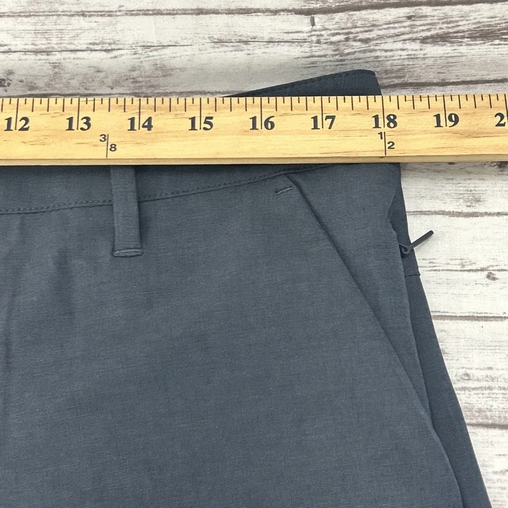 Vuori Aim Shorts 8